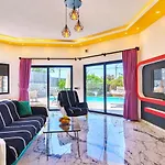 Uezuemlue 1 Bedroom Secluded With Private Pool Hot Tub Villa *