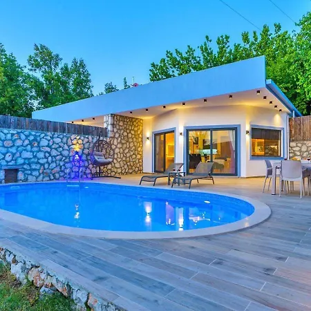 üzümlü 1 Bedroom Secluded With Private Pool Hot Tub