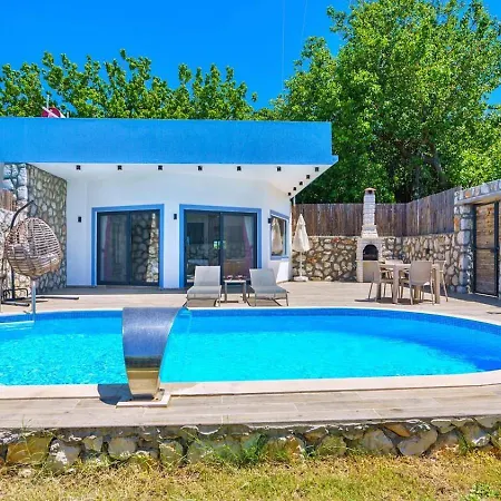 üzümlü 1 Bedroom Secluded With Private Pool Hot Tub * Kalkan
