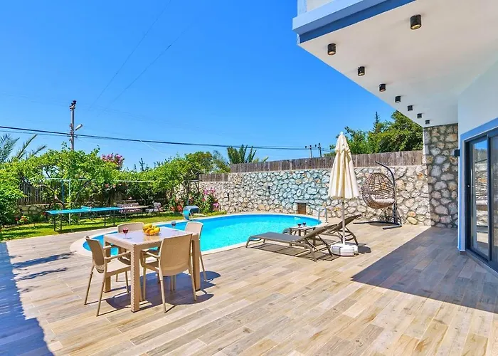 Vila Uezuemlue 1 Bedroom Secluded With Private Pool Hot Tub Kalkan