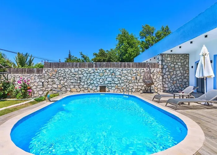 Uezuemlue 1 Bedroom Secluded With Private Pool Hot Tub Vila *